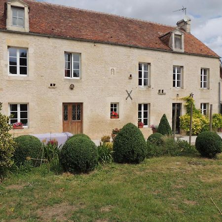 La Ferme Du Bourg Bed & Breakfast Eraines Eksteriør bilde
